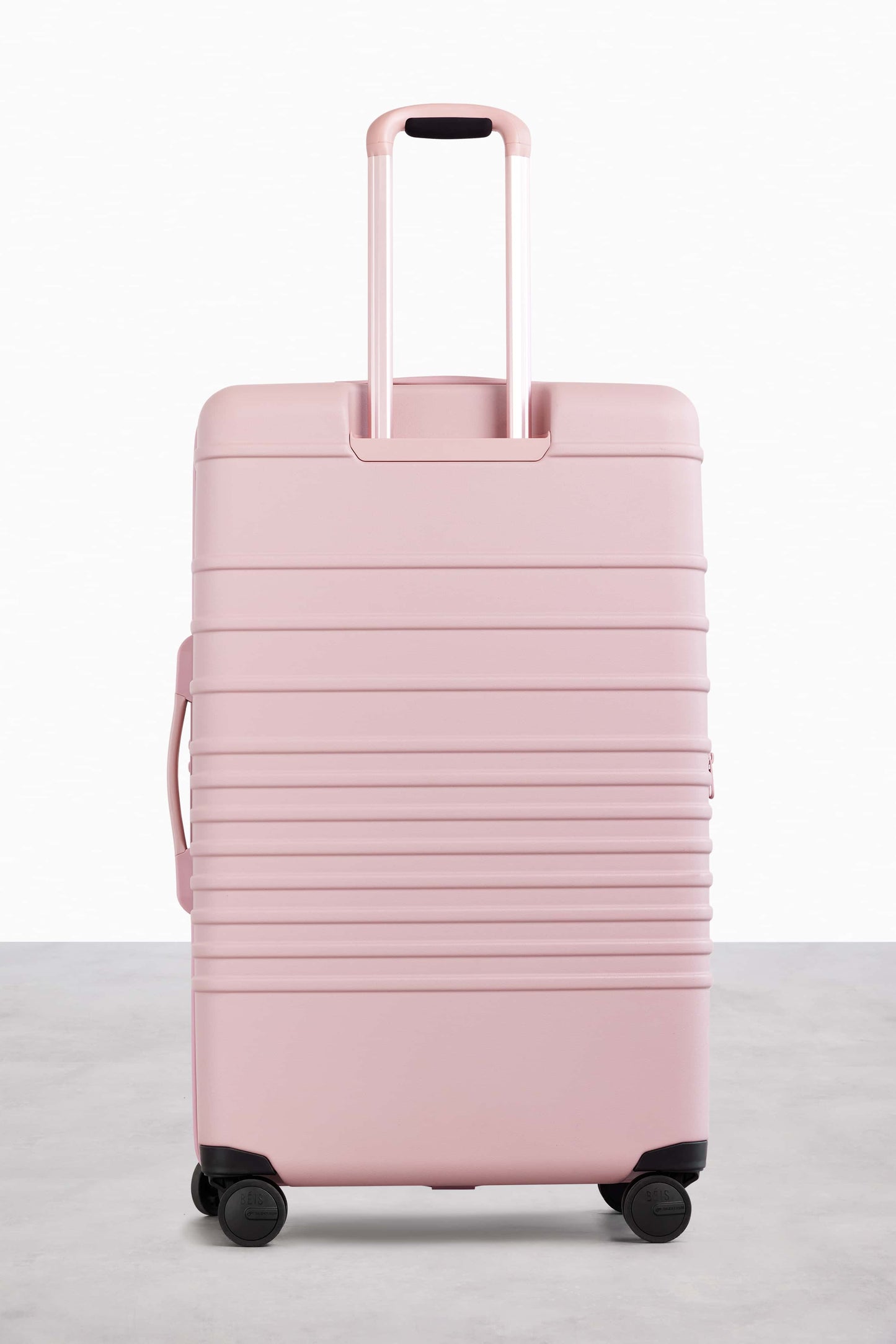 The 29" Large Check-In Roller in Atlas Pink