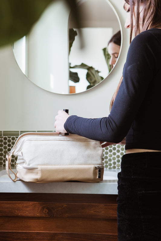 Dopp Kit Beige Front Bathroom Model